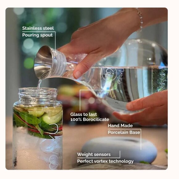 Mayu Swirl Structured Water Carafe and Base - Picture 3 of 16